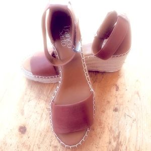 NWOT Franco Sarto leather espadrilles. Never worn. Size 8W.